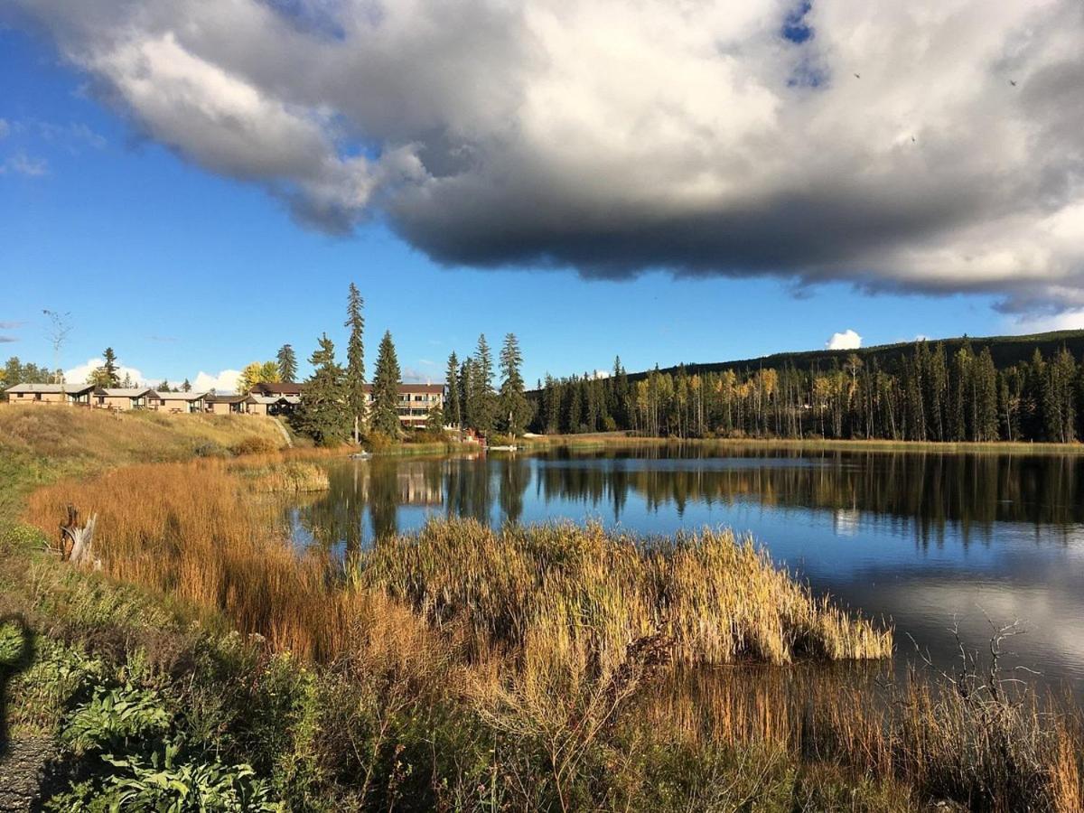 Lac Le Jeune Nature Resort Logan Lake Eksteriør bilde