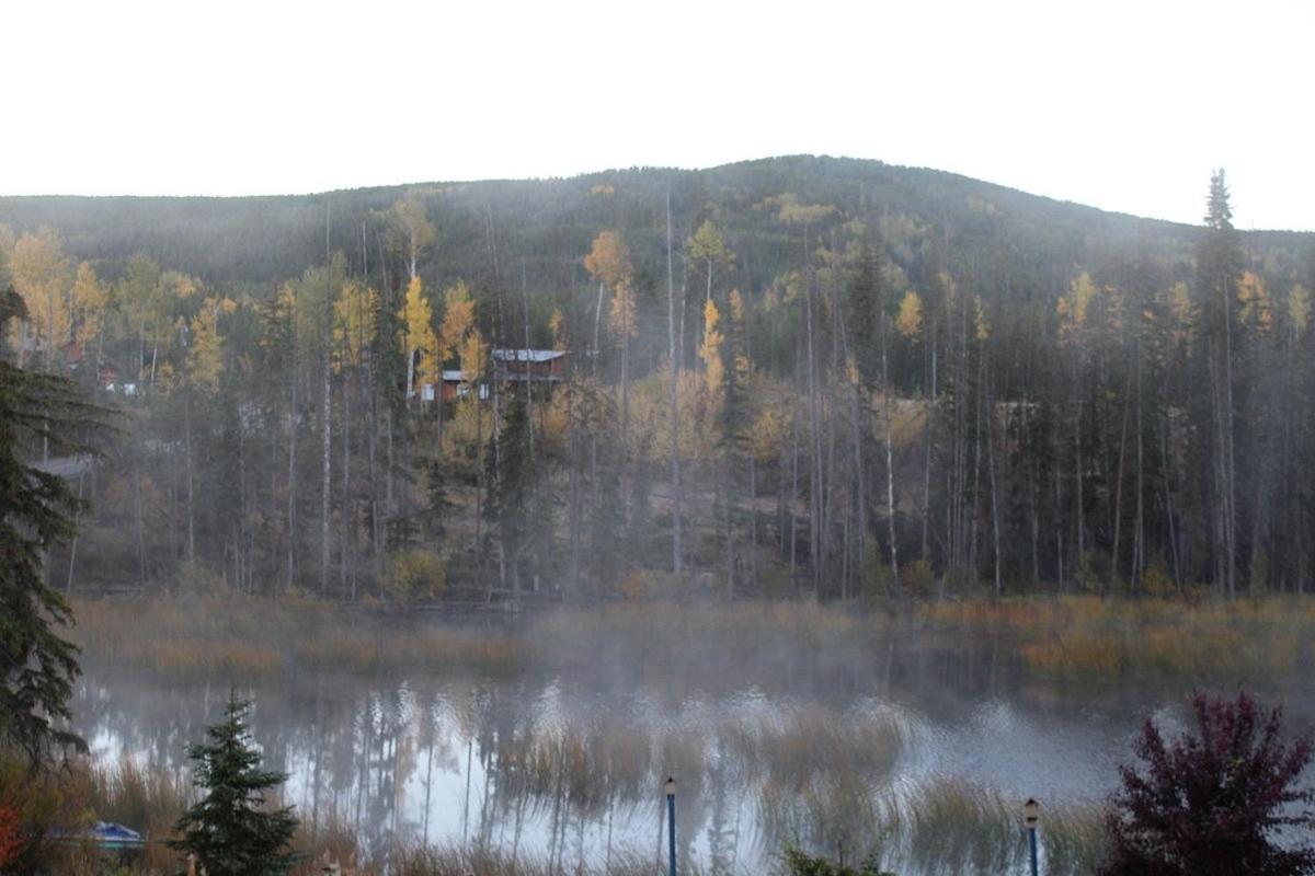 Lac Le Jeune Nature Resort Logan Lake Eksteriør bilde