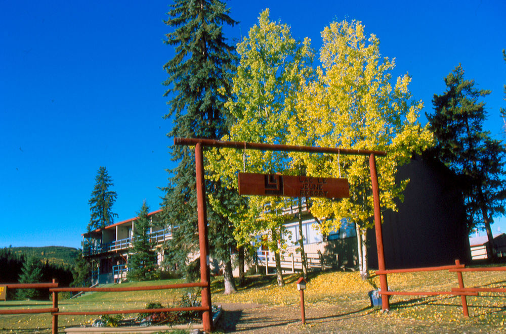 Lac Le Jeune Nature Resort Logan Lake Eksteriør bilde